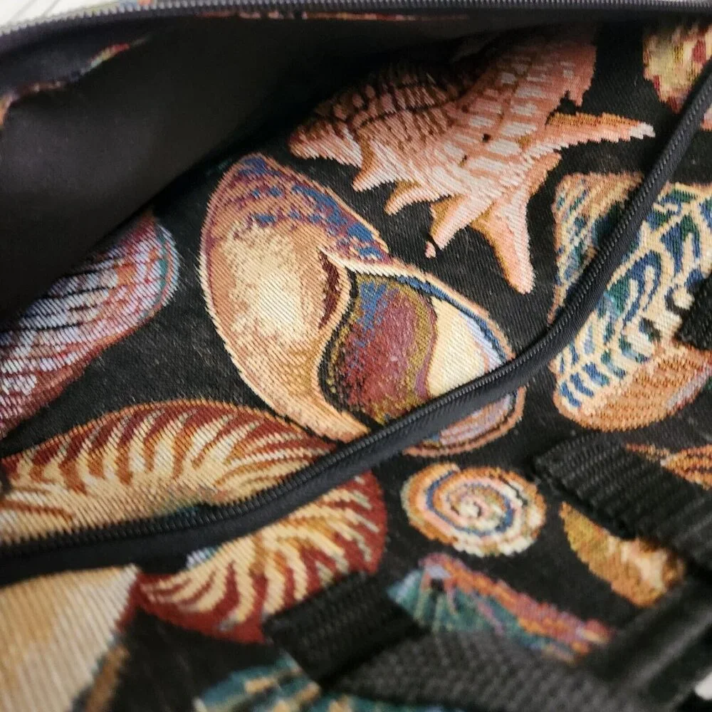 Vintage Sea Shell Tapestry Makeup Cosmetic Travel Hanging Organizer Case